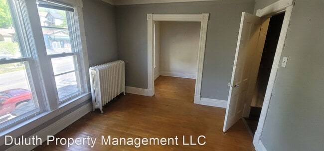 Building Photo - 4 br, 2 bath House - 1224 East 4th Street