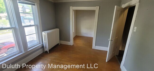 Foto del edificio - 4 br, 2 bath House - 1224 East 4th Street
