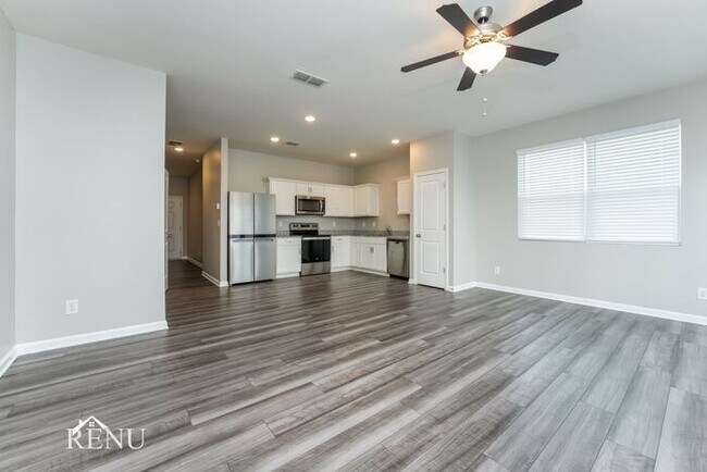 Foto del edificio - 3118 Journal Ct