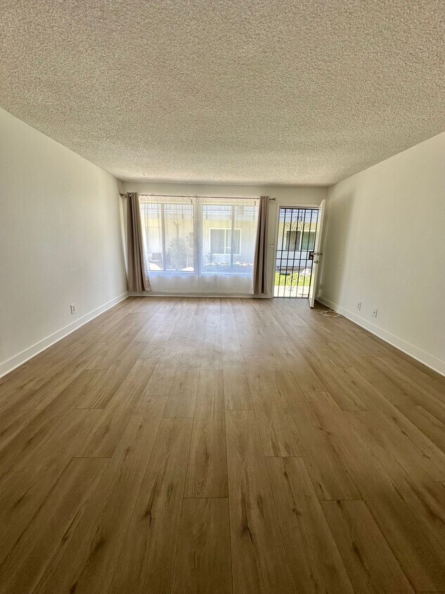 Primary Photo - One Bedroom/One Bath FOR RENT!