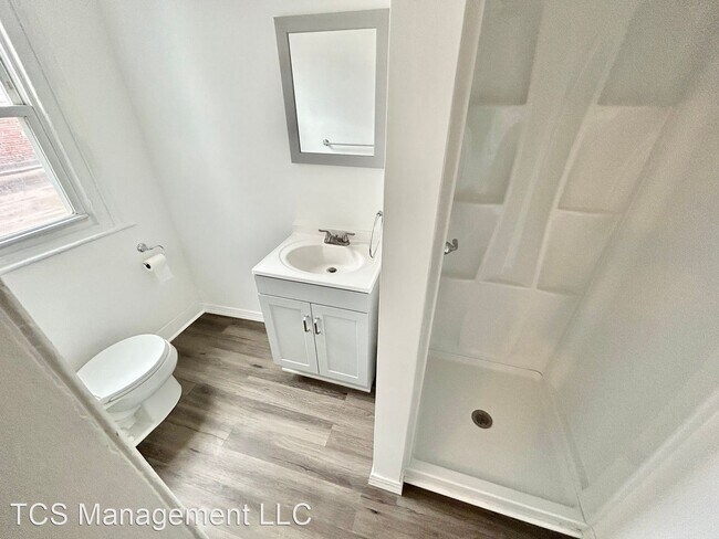 Building Photo - 2 br, 1 bath House - 2731 Girard Ave