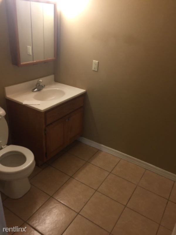 Building Photo - 3 br, 2 bath Apartment - 1112 E 46th St