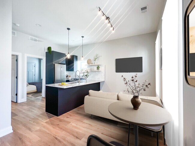 Foto del edificio - 1728 N Wood St