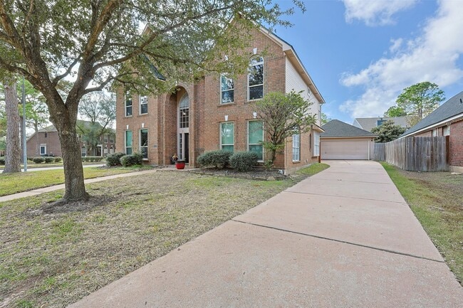 Foto del edificio - 15403 Redbud Leaf Ln