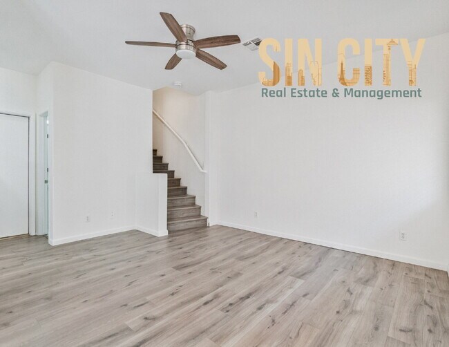 Foto del edificio - 1338 Silver Sierra St