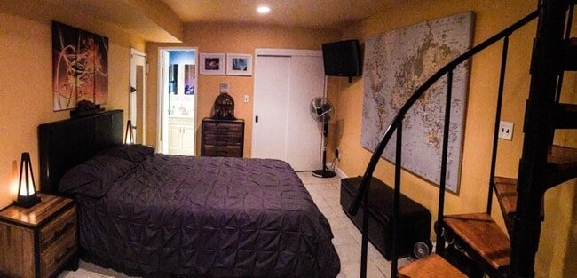 Bedroom - 16 W 82nd St