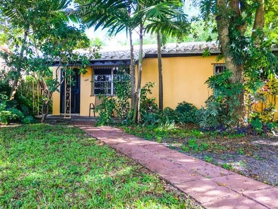 Foto principal - 1520 NE 1st Ave