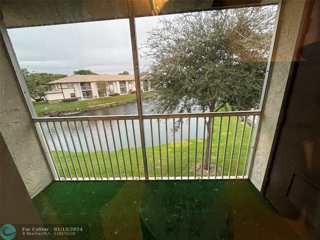 Foto del edificio - 2337 NW 89th Dr