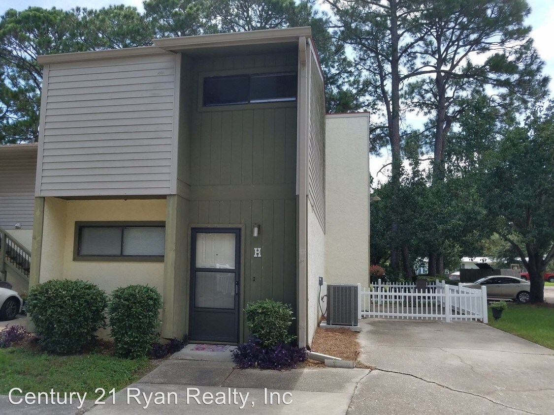 Primary Photo - 7125 N Lagoon Dr
