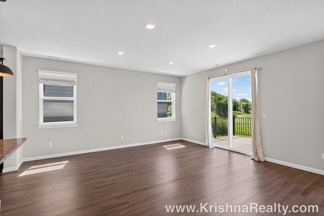 Foto del edificio - Gorgeous 2022 Build | 4 Bed + 2.5 Bath | Cornelius Single Family Home Located In Laurel Woods Nei...