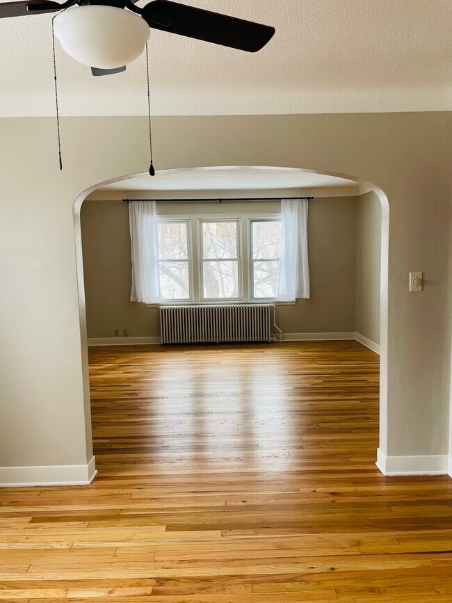 Living Room - 261 Robie St W