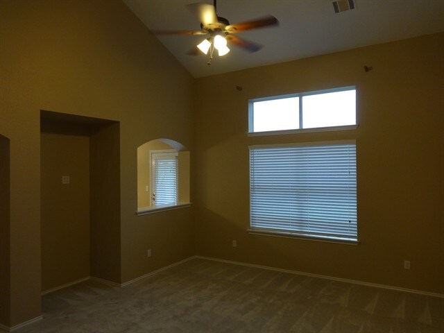 Building Photo - 1507 Dillion Lake Bend