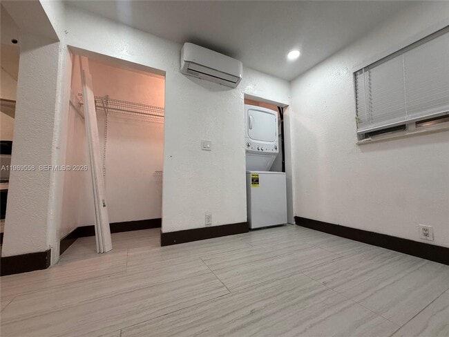 Foto del edificio - 1881 SW 42nd Terrace