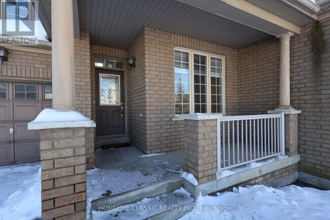 Building Photo - 41 Chelton Dr