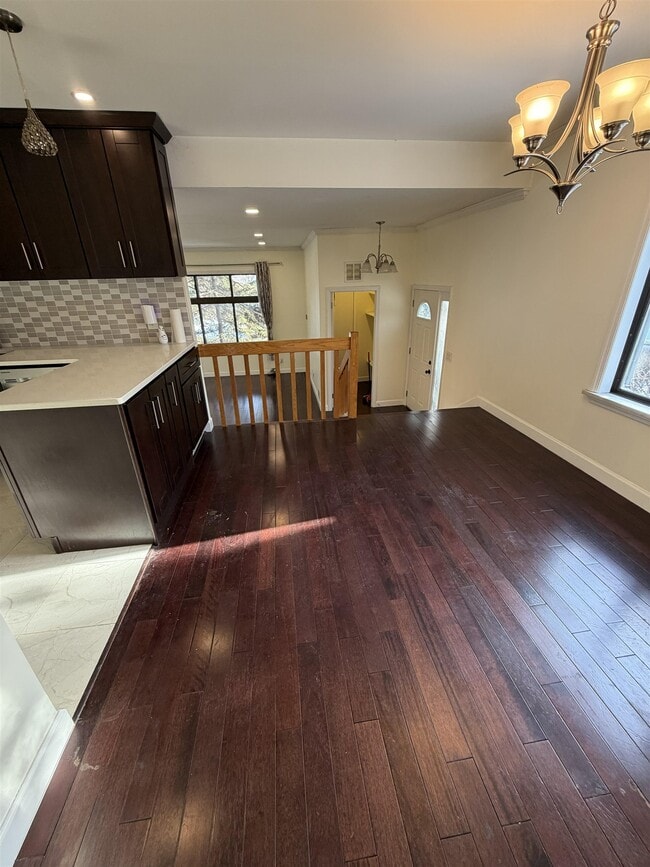 Building Photo - 27 Marina Ky