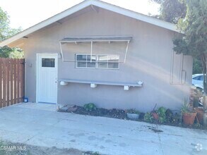 Building Photo - 952 Pickwick Ct