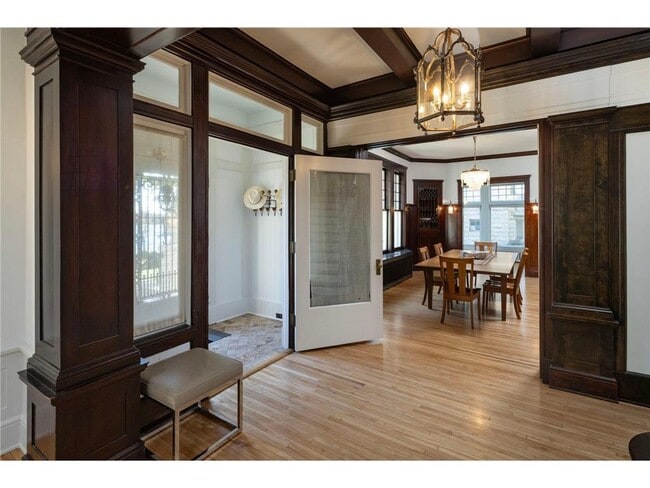 Foto del edificio - 2700 W Lake of the Isles Pkwy