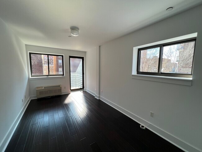 Building Photo - 6515 Booth St