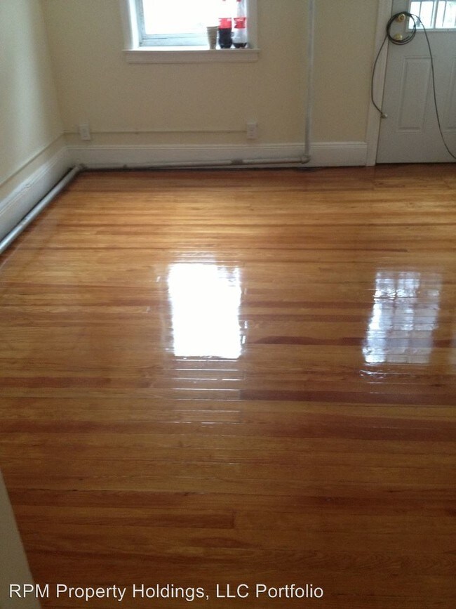 Building Photo - 2 br, 1.5 bath House - 21-64 48th street