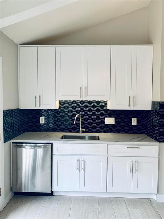 Foto principal - 6706 Circle S Rd
