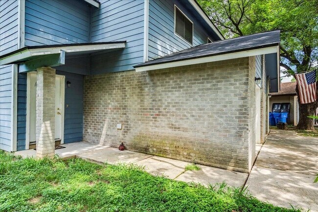 Foto del edificio - 408 Vista W Ct