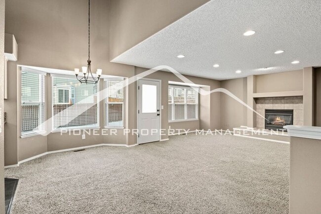 Foto del edificio - 5315 Butterfield Dr