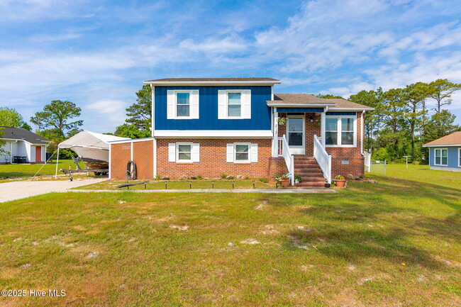 Building Photo - 213 9 Mile Rd