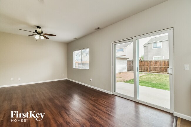 Building Photo - 9370 Pony Gulch Way