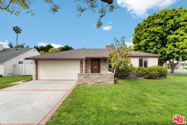 Foto del edificio - 3101 Purdue Ave