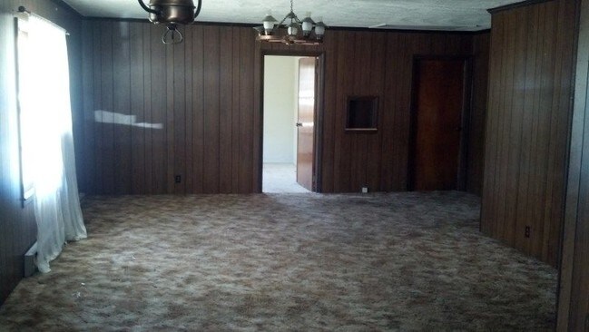 Building Photo - 239 Wilder Dr