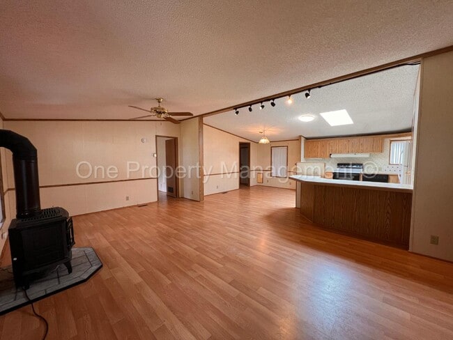 Building Photo - 24403 Gile Pl