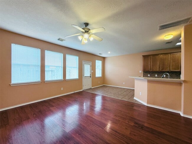 Building Photo - 12414 Jasmine Brook Ln
