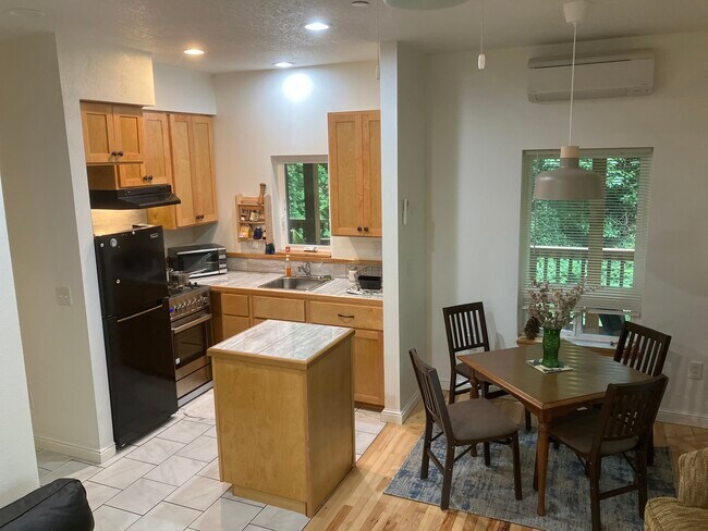 Foto del edificio - 10840 SW 55th Ave