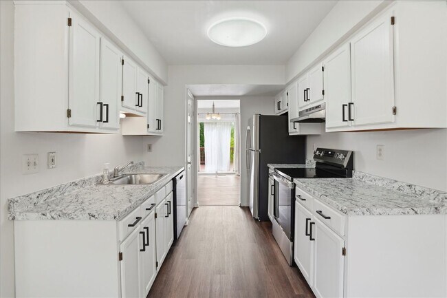 Foto del edificio - 1810 Bramble Brook Ln