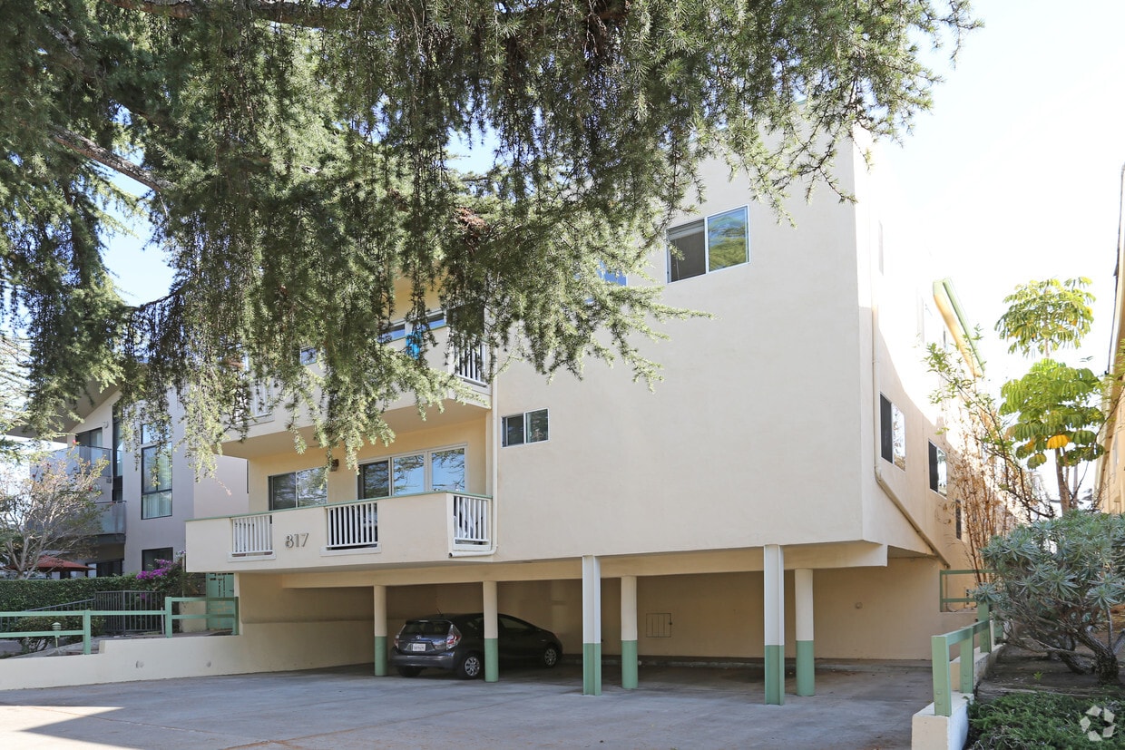 Foto del edificio - 817 11th St