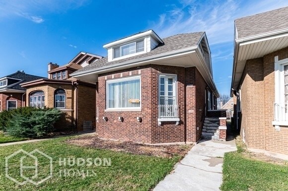 Primary Photo - 1040 W 92nd Pl