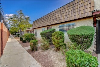 Building Photo - 3928 Torsby Pl