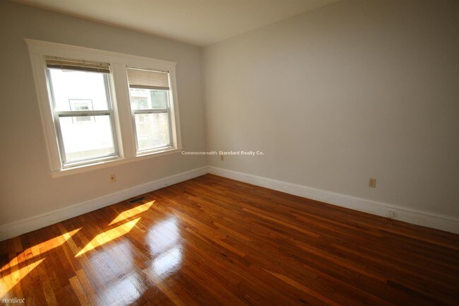 Building Photo - 58 S Gate Park