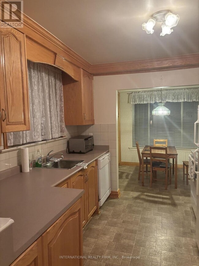 Photo du bâtiment - 2 Tynevale Dr