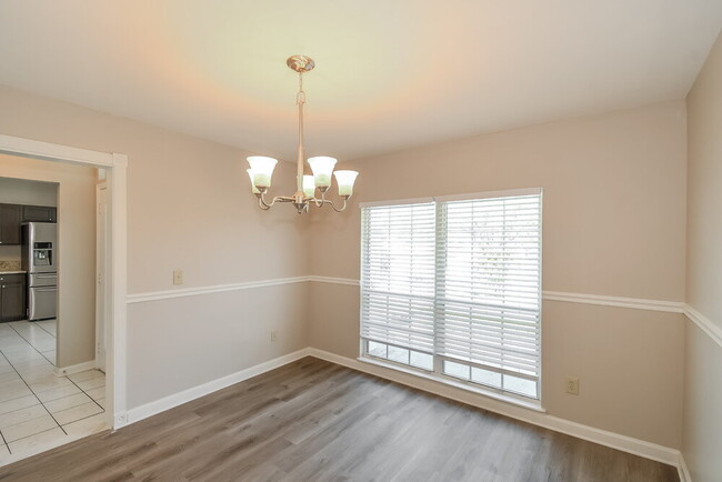 Foto del edificio - 3087 Golden Pond Blvd