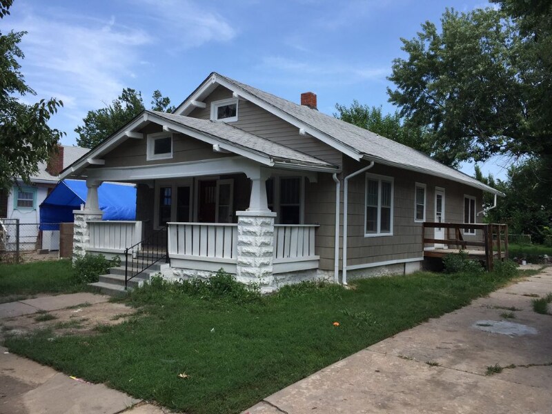 Primary Photo - 418 N Madison Ave