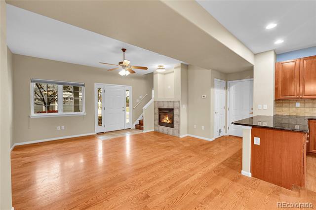 Building Photo - 2233 Watersong Cir