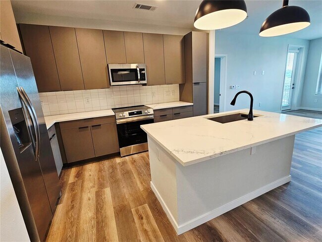 Foto del edificio - 10215 Estuary Lakes Dr