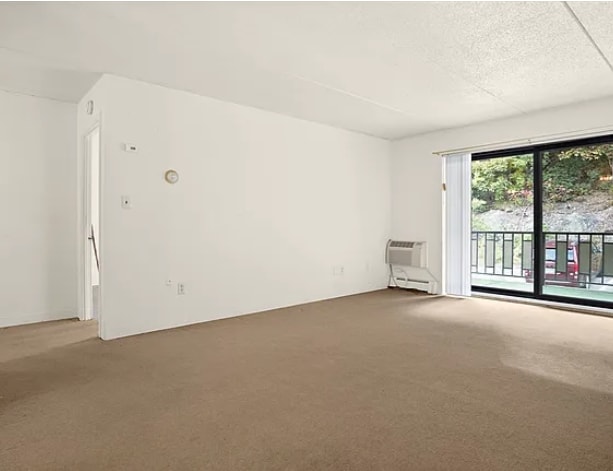 Foto del edificio - 80 N Warren St