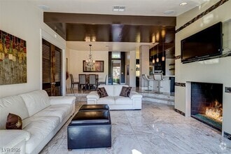 Building Photo - 7277 Mission Hills Dr