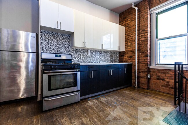 Building Photo - 1223 Bushwick Ave