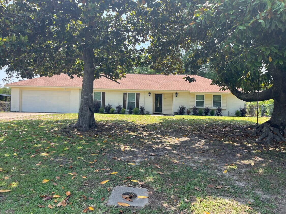 Primary Photo - 773 Sharon Hills Dr