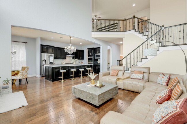 Building Photo - Executive Lease Opportunity – $4,950 per Month