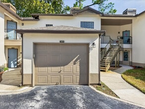 Building Photo - 10150 Belle Rive Blvd