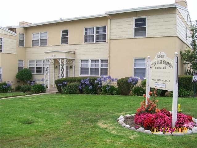 Foto del edificio - 2471 Silver Lake Blvd